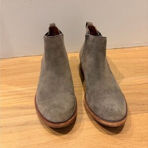 Kork-Ease Women's Gray Suede Ankle Boots